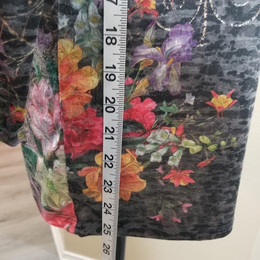 REBA floral top size‎ large - Picture 6 of 12